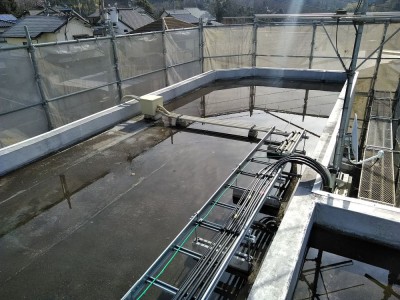 ペントハウス　屋上　ウレタン防水