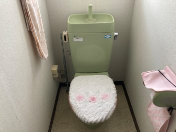 トイレ交換工事を行いました