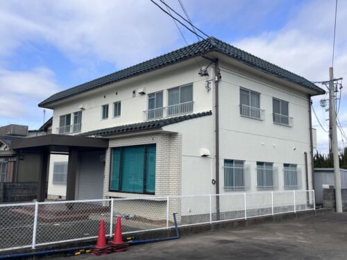 岐阜県関市　屋上・ベランダ防水工事　瓦工事　外壁塗装工事