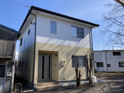 岐阜県関市　外壁サイディング塗り替え　ツートンカラー