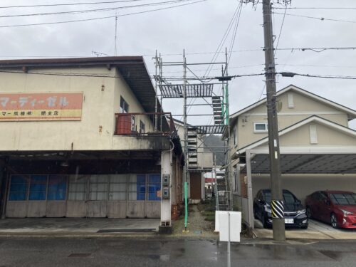 関市若宮町　足場組立