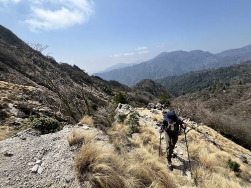 夫婦登山で鈴鹿セブンマウンテン　釈迦ヶ岳へ