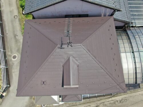 加茂郡坂祝町でカバー工法による屋根の改修工事を行いました　