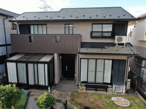 関市の住宅塗装とベランダ床補修・防水工事、ベランダ壁板金工事を行いました