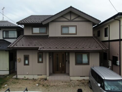 関市のサイディング住宅塗装、ベランダ防水、外構工事を行いました