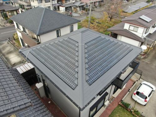 関市のエス・バイ・エル住宅の屋根を超低汚染リファインJY500MS-IRで塗装しました