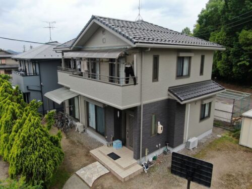 トヨタホームの外壁塗装｜サンドベージュで美しく再生！